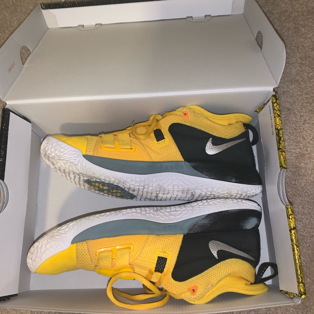 Paul George 2 - Picture 2 of 8
